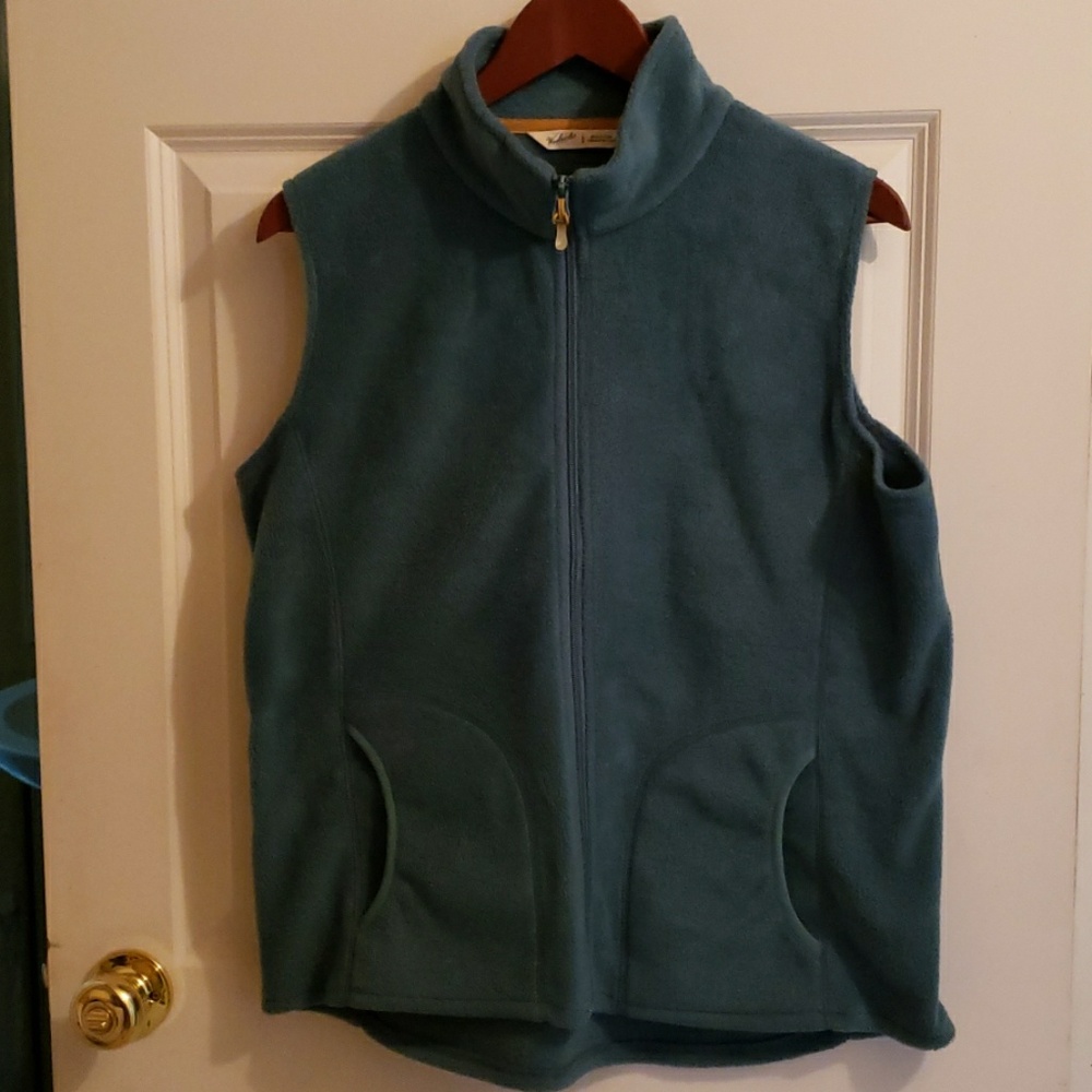 Woolrich fleece vest